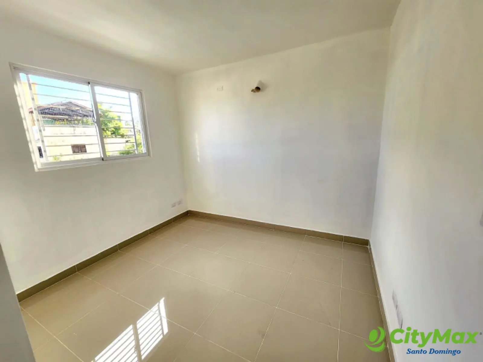 Casa de uso Comercial en Alquiler en Urb Miramar 170mts - foto 19