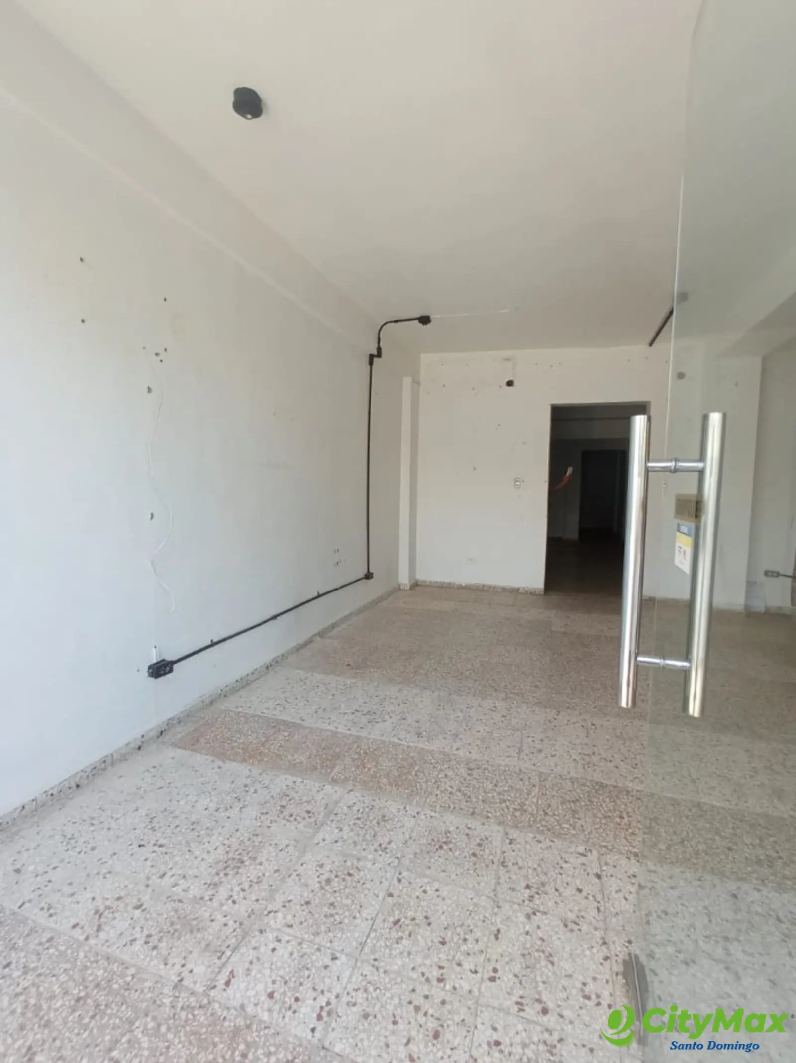 Local Comercial en Alquiler  en Bella Vista - foto 6