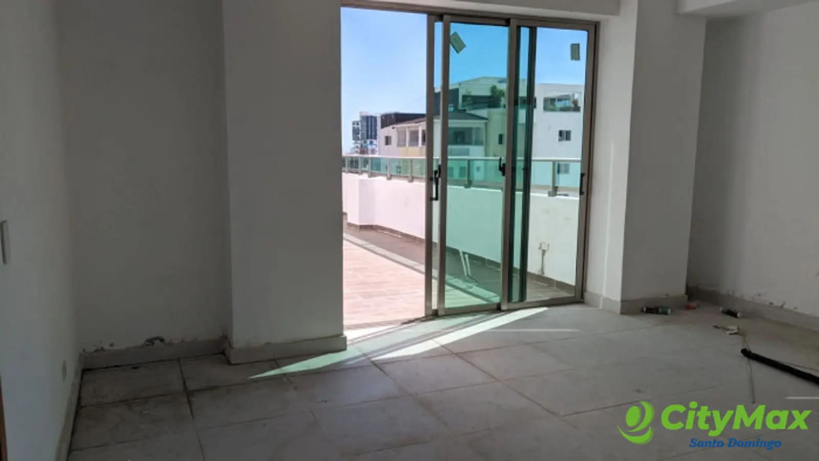En venta PH Nuevo de 3 niveles en ALMA ROSA I - foto 20