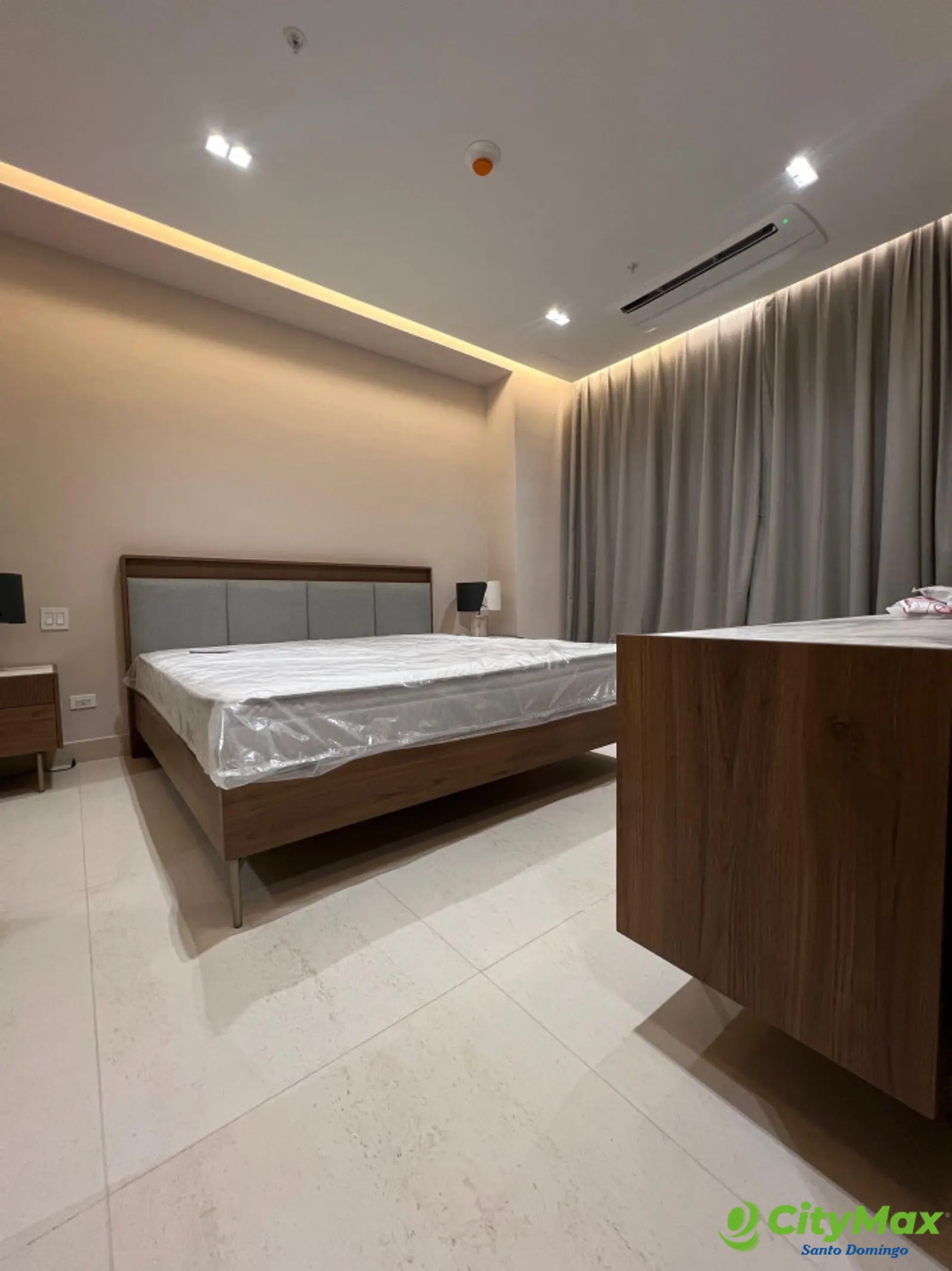 Apartamento amueblado en Venta en Piantini en blue mall - foto 7