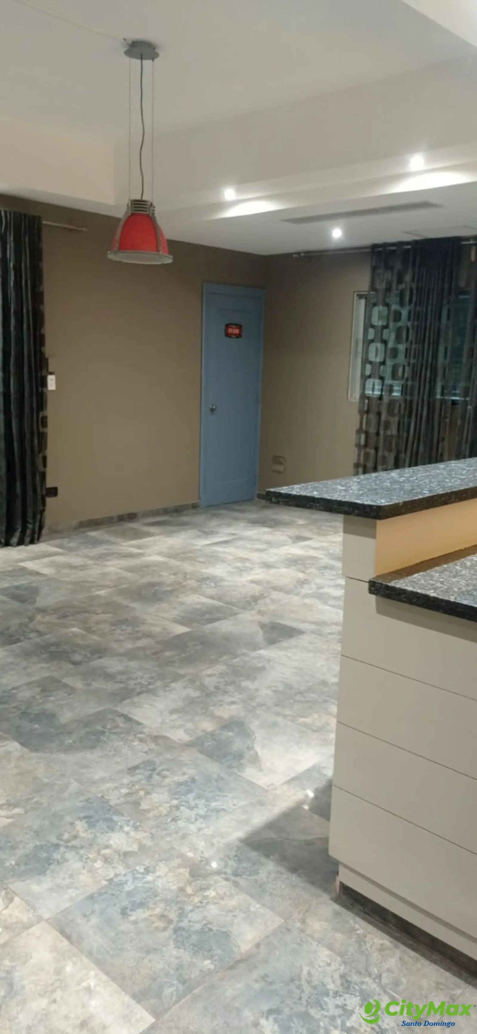 Penthouse en venta de 3 habitaciones en Bella Vista - foto 3