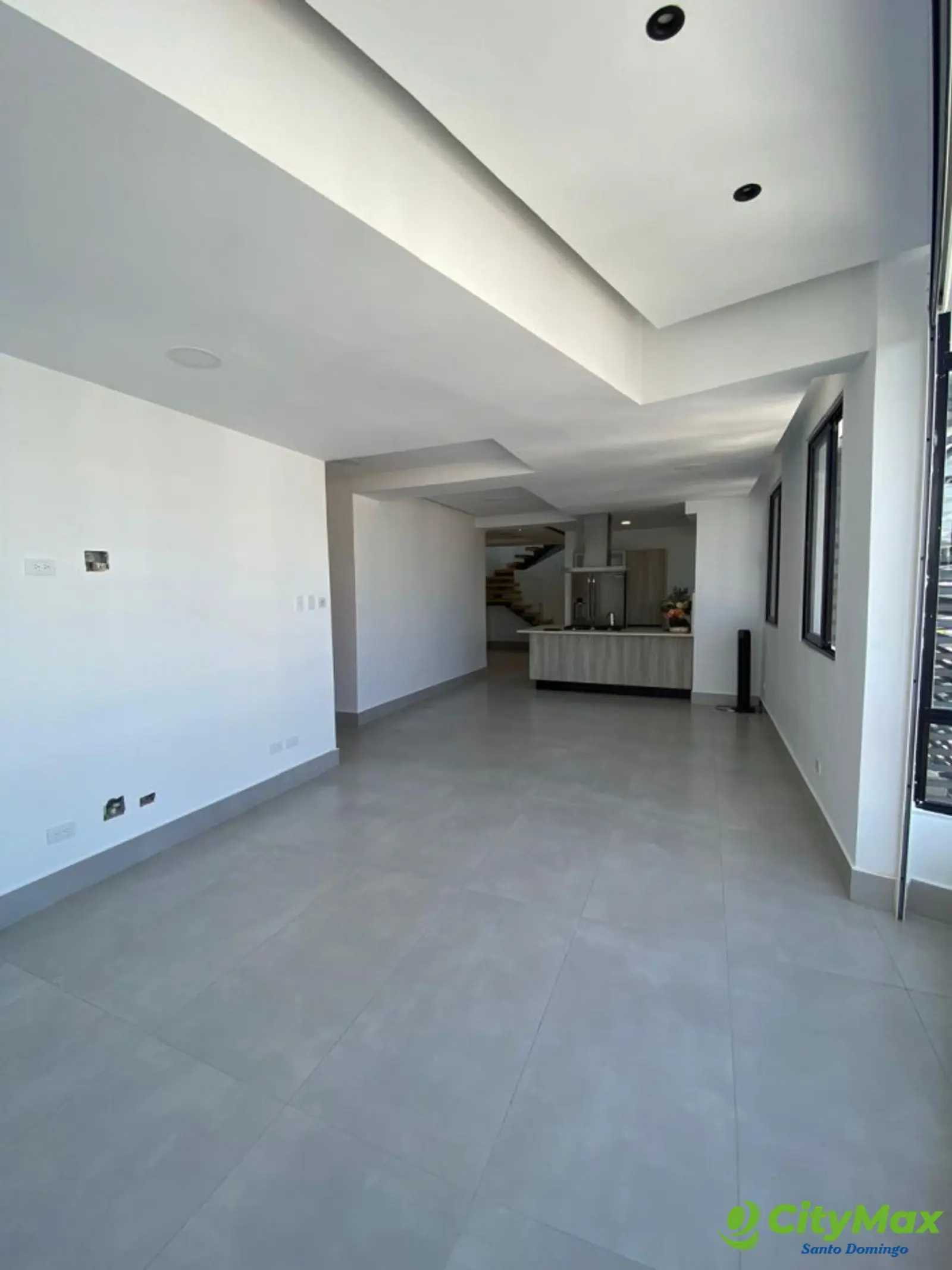 Penthouse Nuevo Amueblado en Venta en Evaristo Morales - foto 11