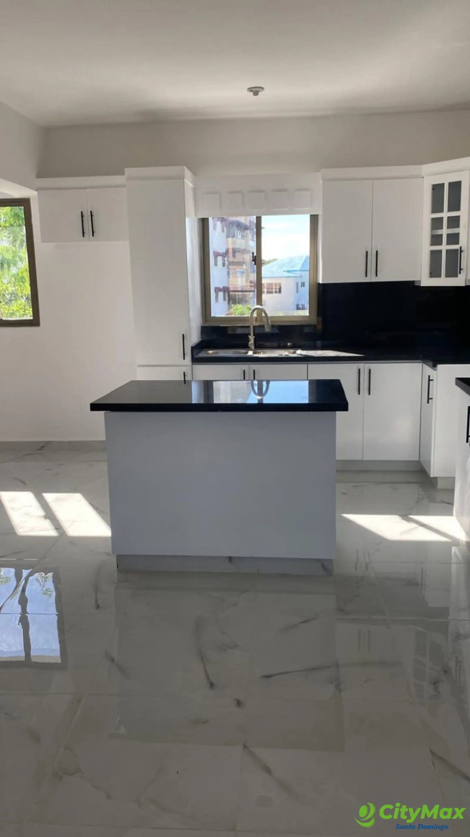 Apartamento en Venta en la Jacobo Majluta  - foto 7