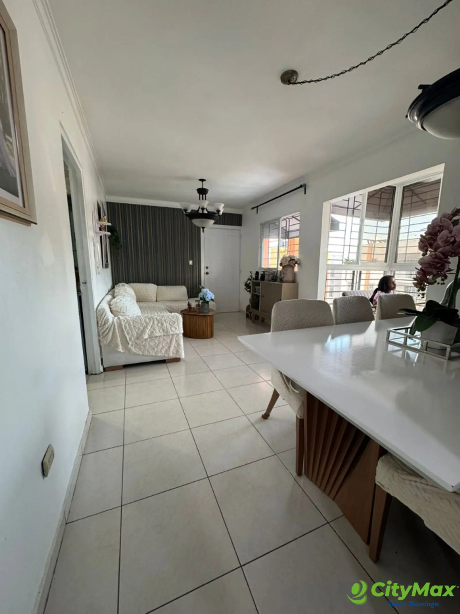 Apartamento en Venta con terraza Prol. 27 de Febrero - foto 2