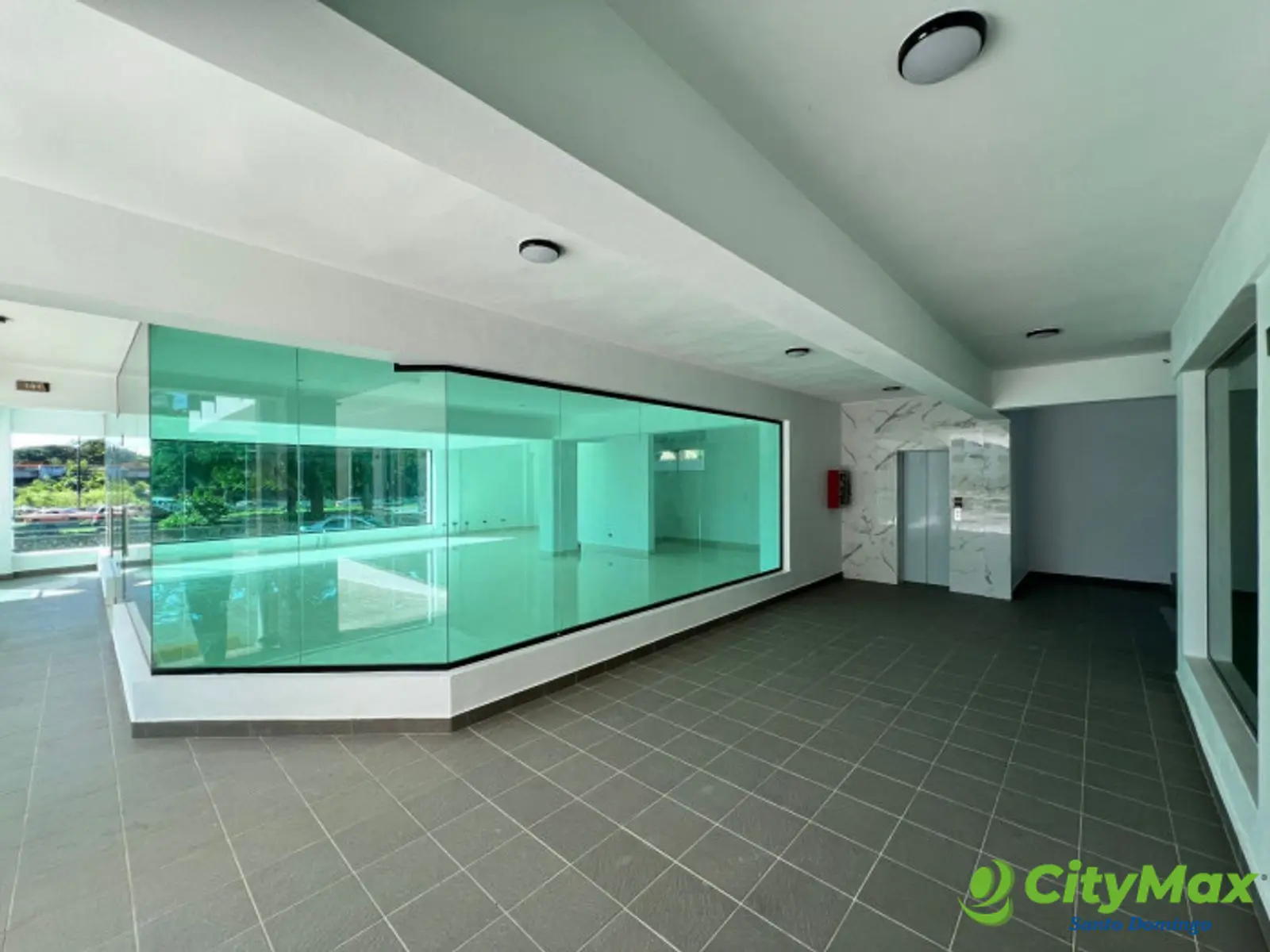Local Comercial en Venta y Alquiler en Alma Rosa II - foto 3
