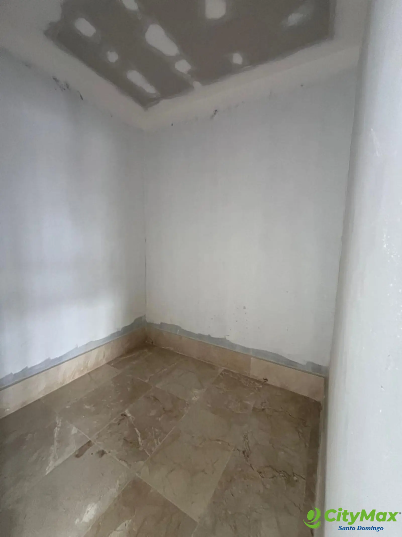 Penthouse en Venta en Renacimiento de 2 Habitaciones - foto 10