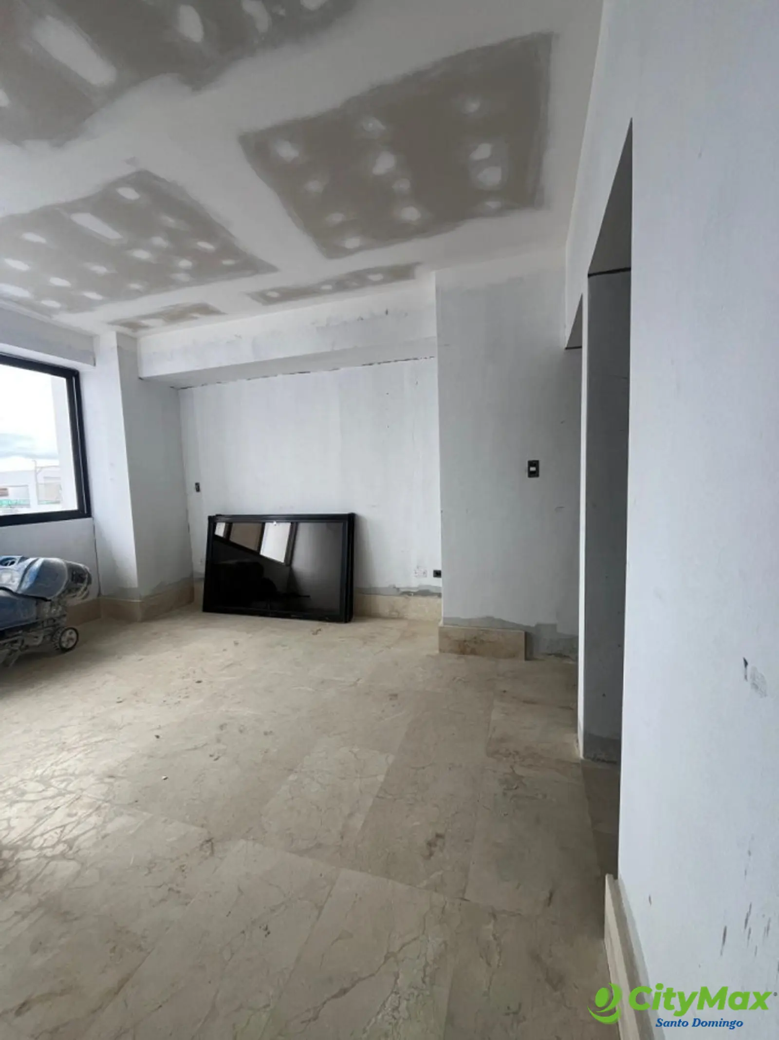 Penthouse en Venta en Renacimiento de 2 Habitaciones - foto 17