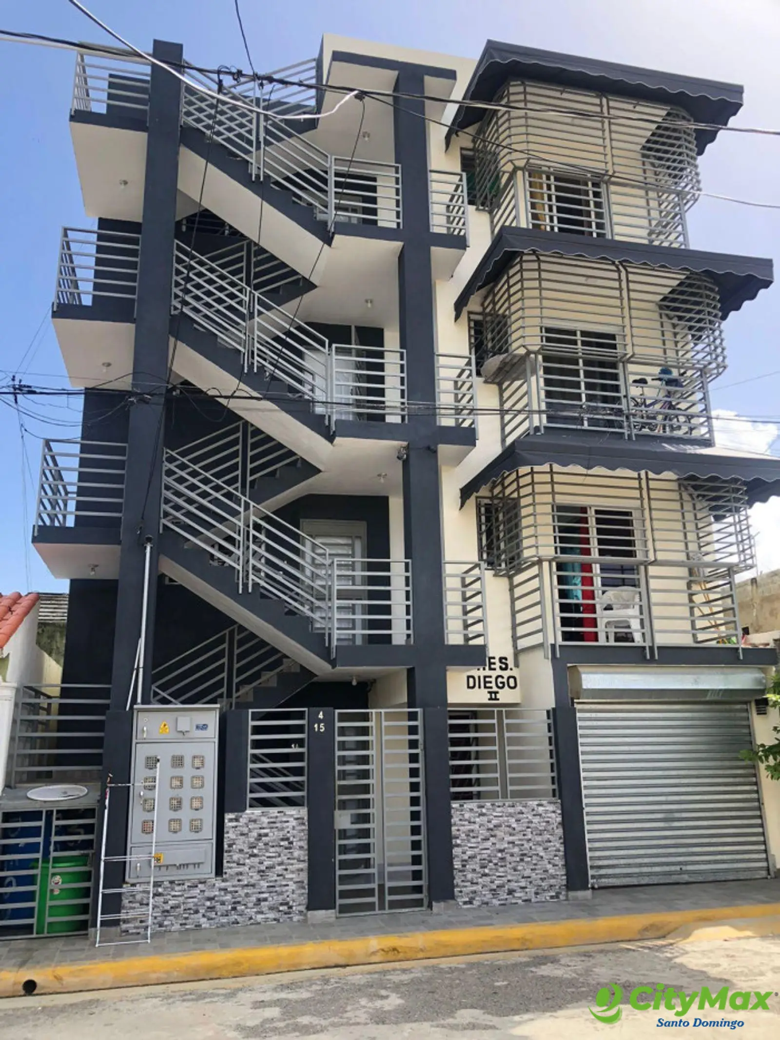Edificio de apartamentos En Venta en San Isidro - foto 2