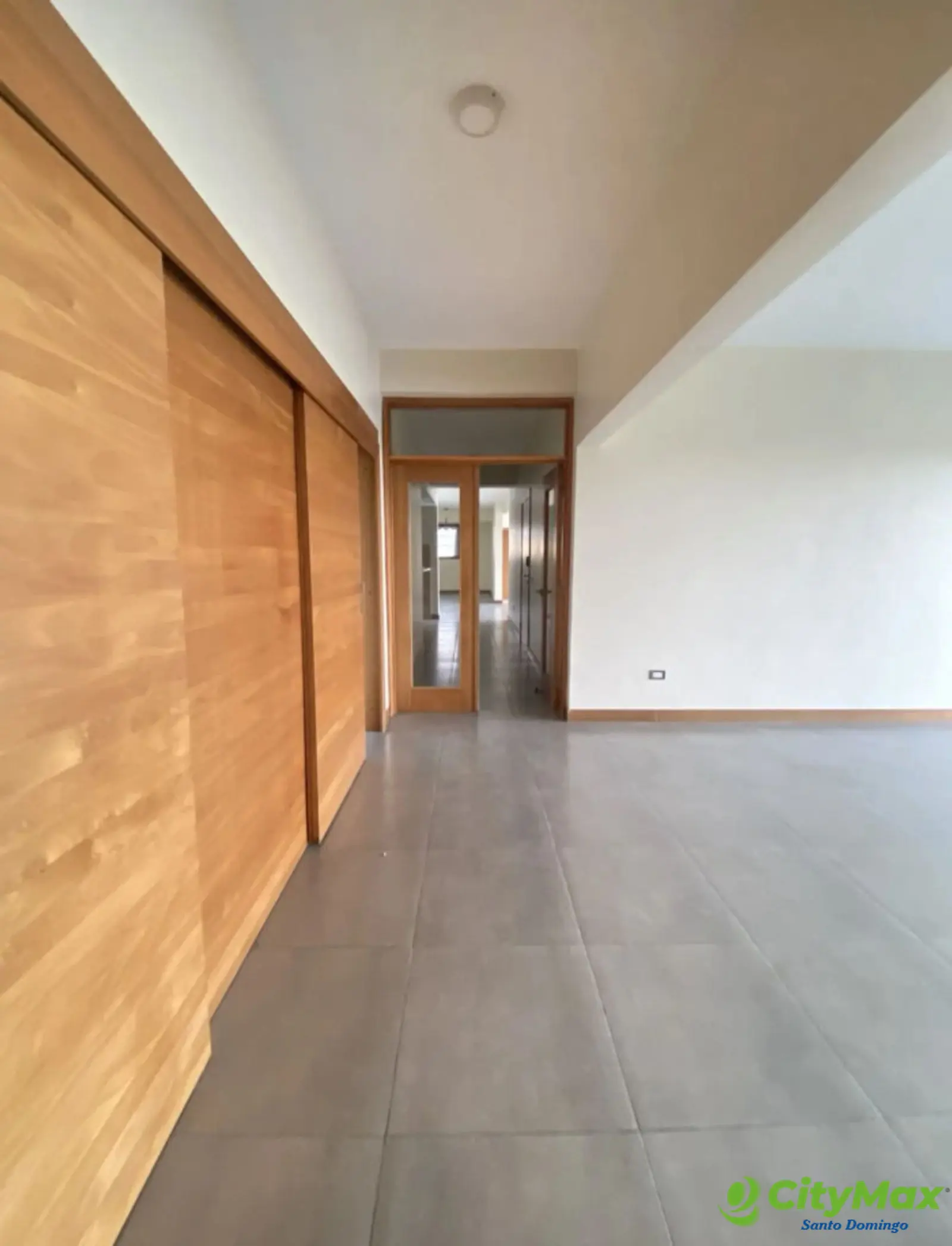 Apartamento en venta en Bella Vista Frente al Mirador - foto 3
