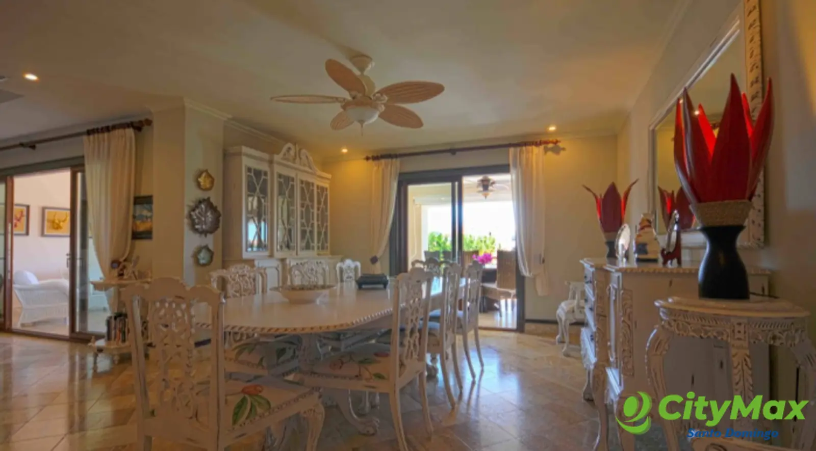 apartamento en venta de 4 habitaciones marina Cap Cana - foto 2