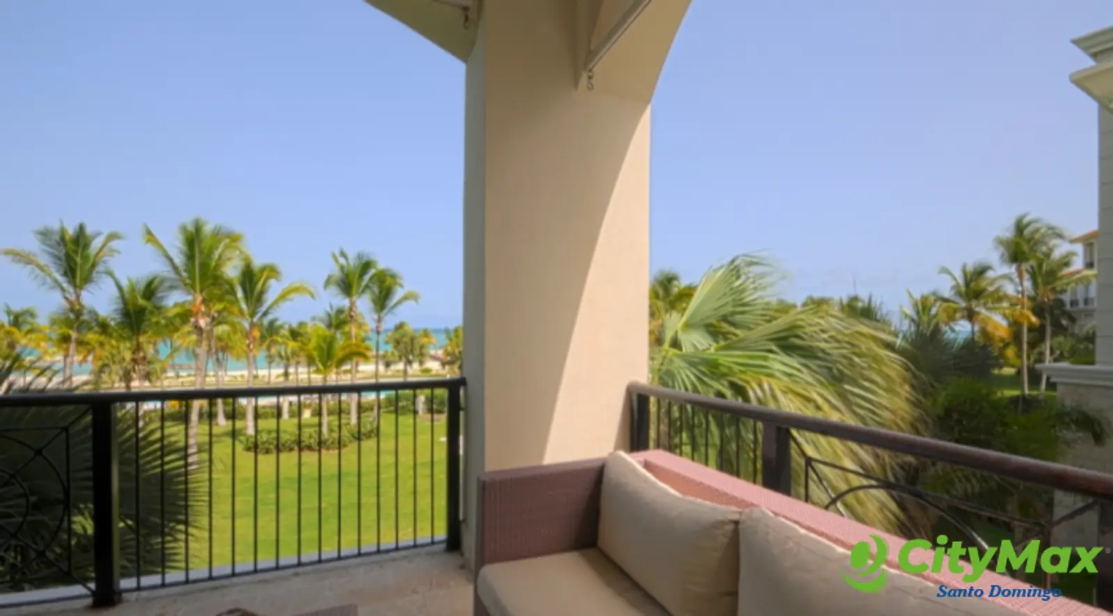 apartamento en venta con vista a la playa  en Cap Cana. - foto 3