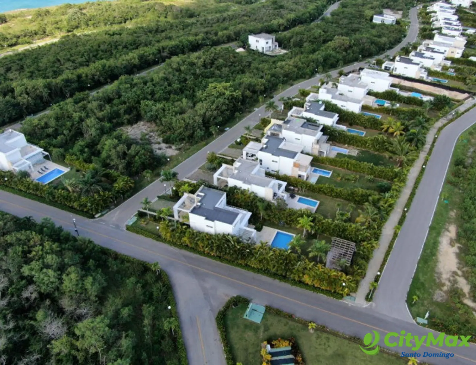 Terreno en venta en Playa Nueva Romana 491.08 metros  - foto 4