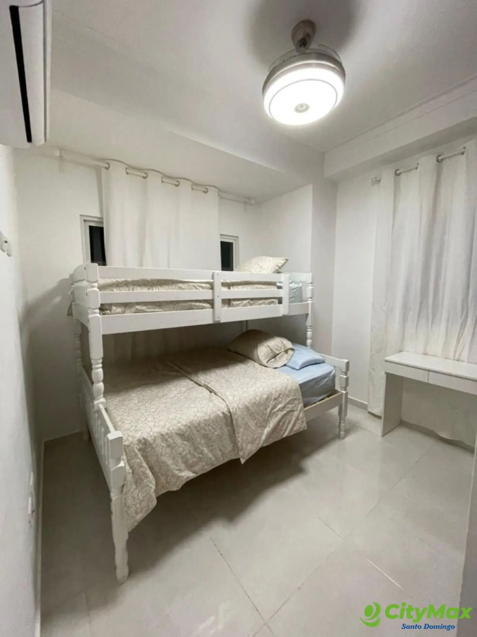 Apartamento Amueblado en Alquiler, 2 Hab. en Juan Dolio - foto 9