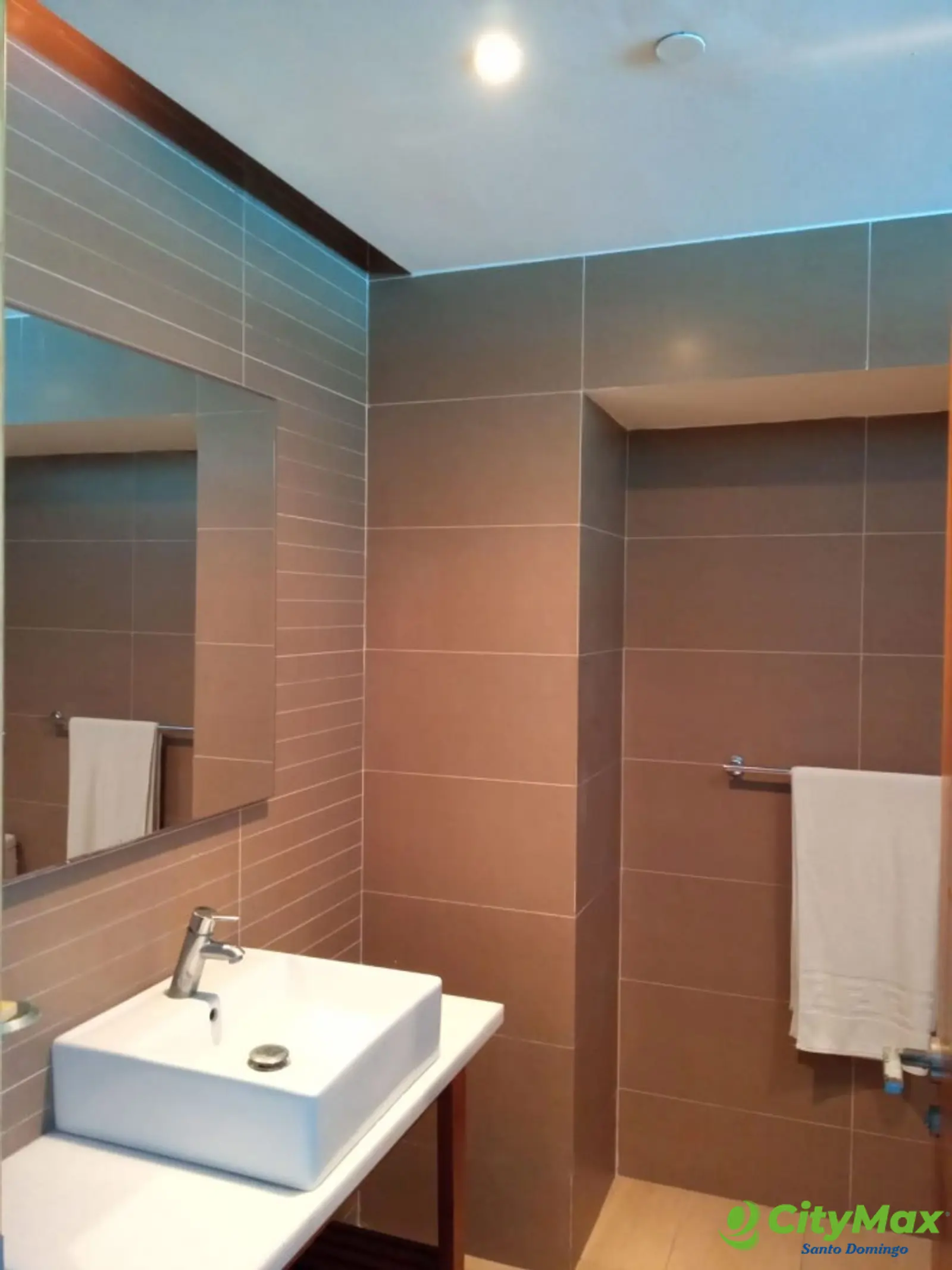  Apartamento en Venta  en el Malecón con Vista al Mar  - foto 7