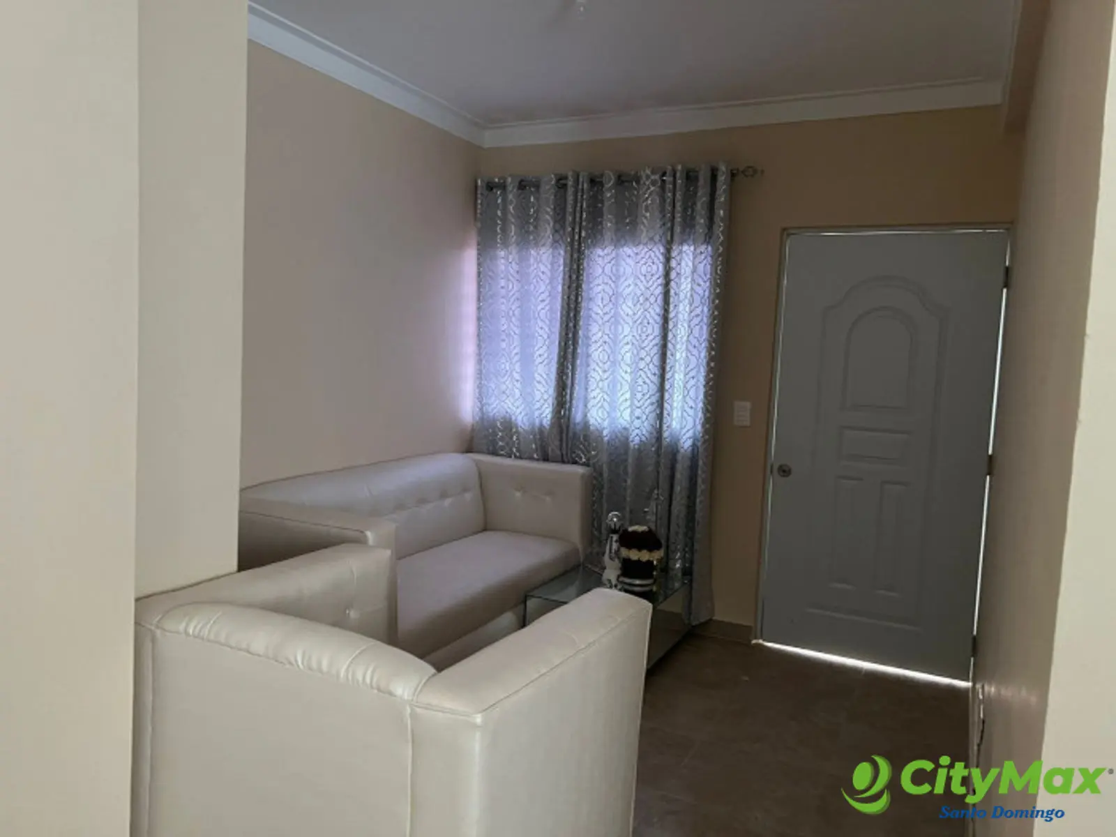Edificio de Apartamentos En Venta en la Zona Oriental - foto 5