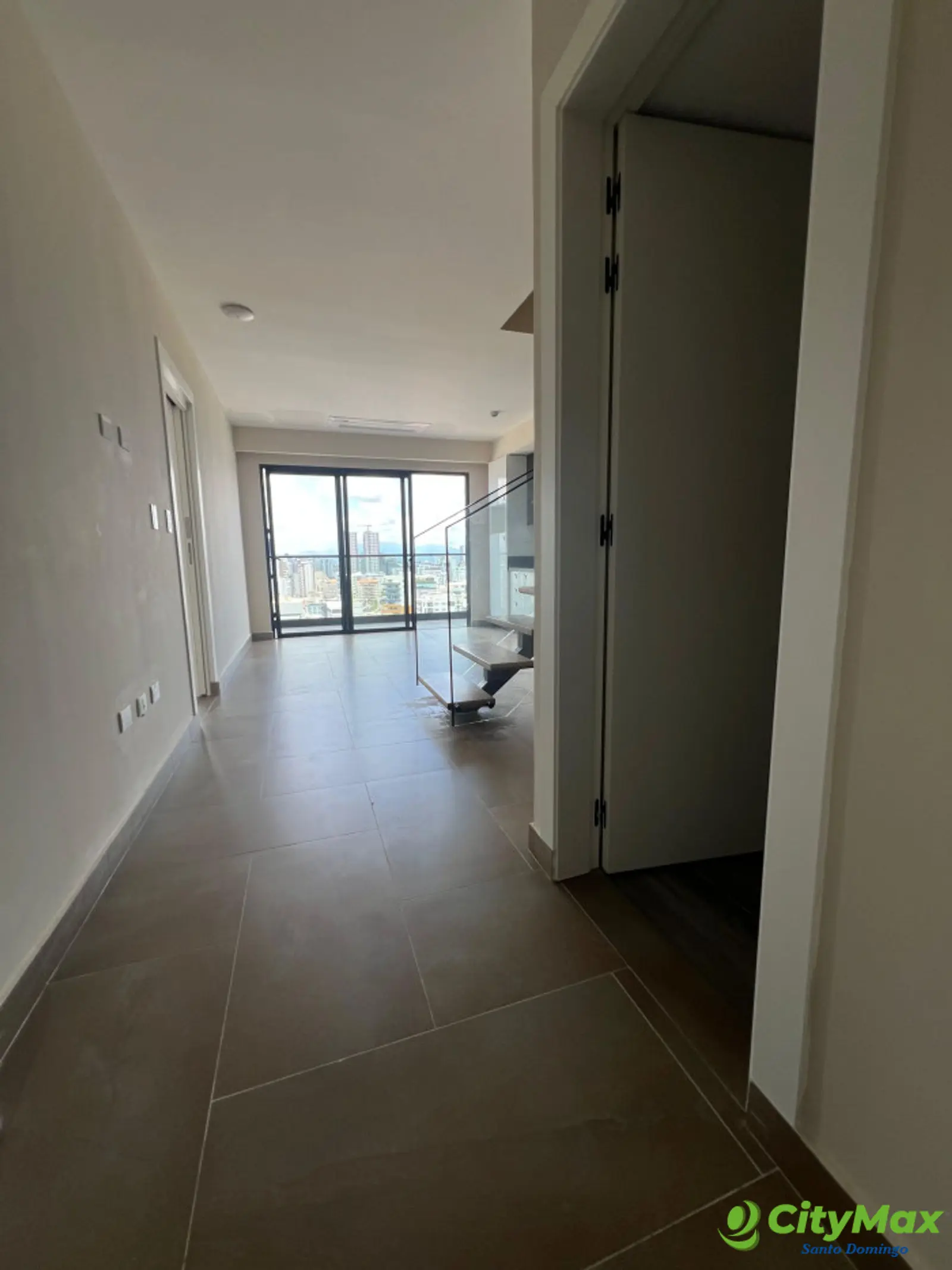 Apartamento Tipo Loft amueblado en venta en el Naco - foto 5