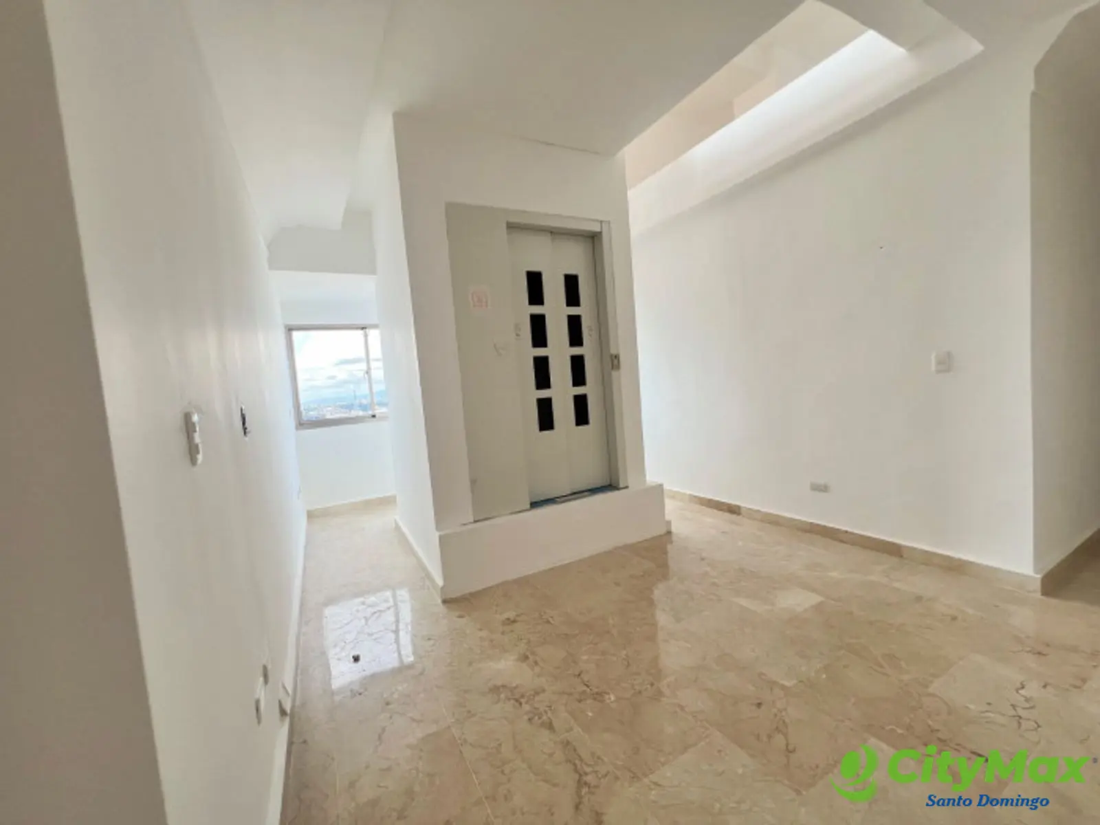 Penthuose nuevo en Urbanización Real en Venta - foto 4