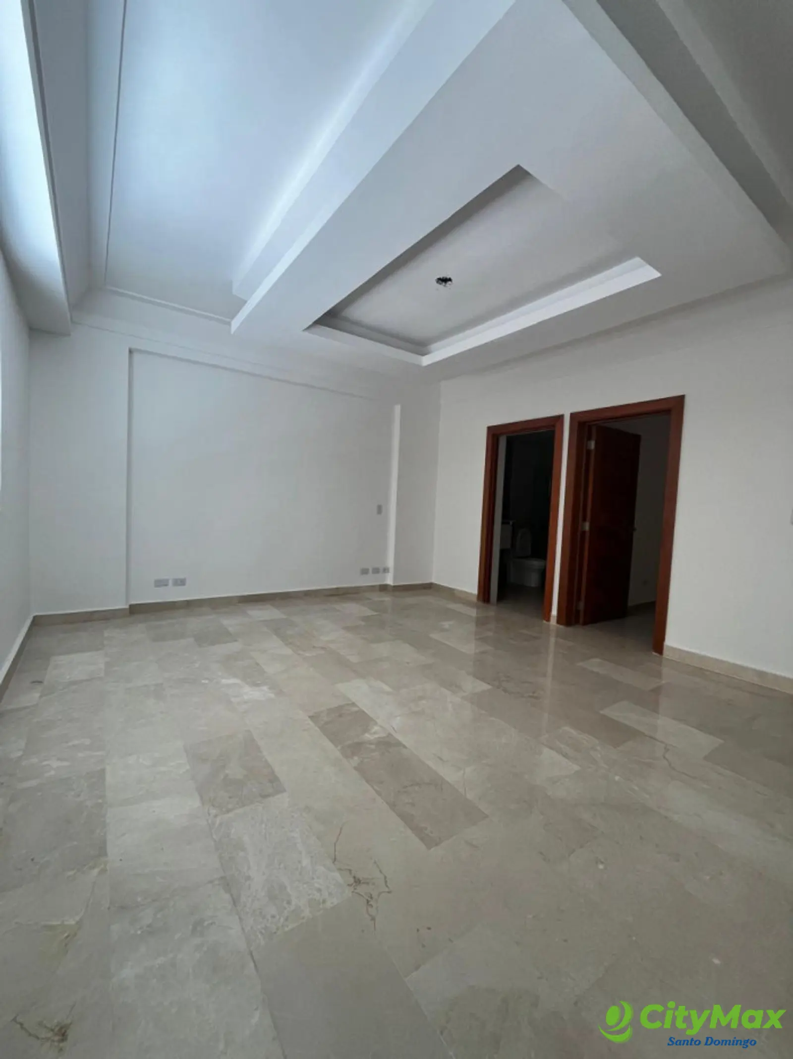 Apartamento con terraza privada en Venta en  Urb. Real - foto 11