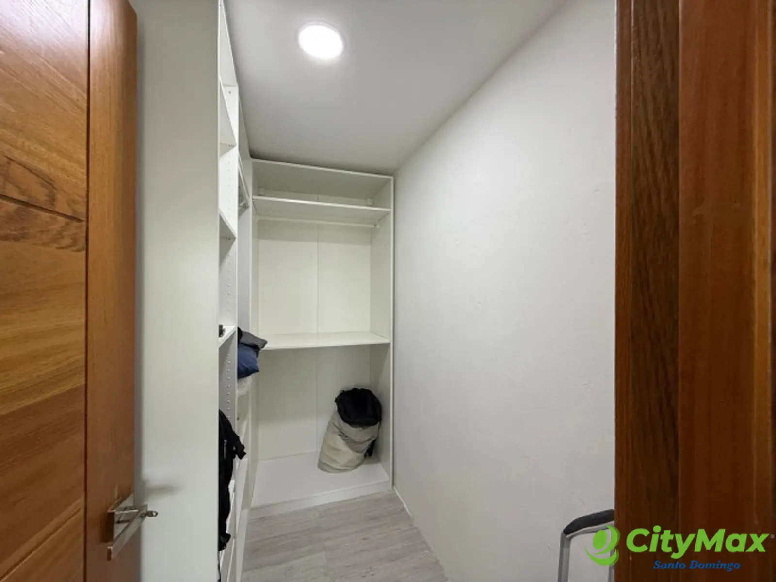 Apartamento en Venta en La Julia, Distrito Nacional - foto 11