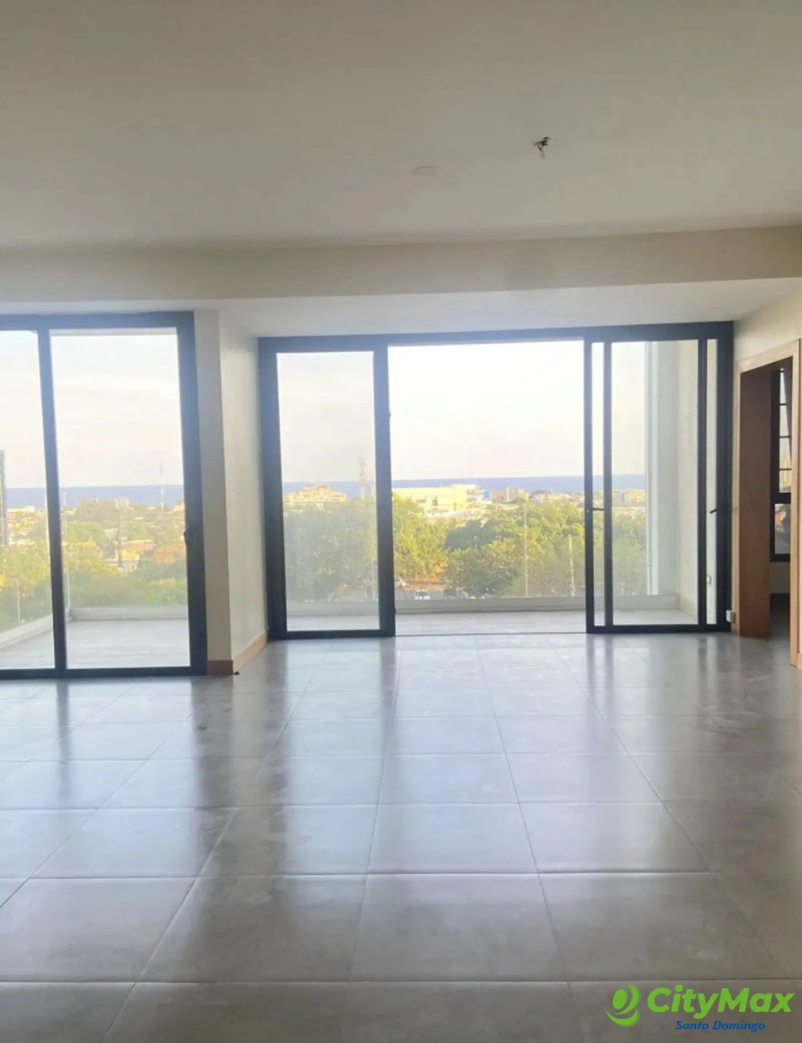 Apartamento en venta en Bella Vista Frente al Mirador - foto 6