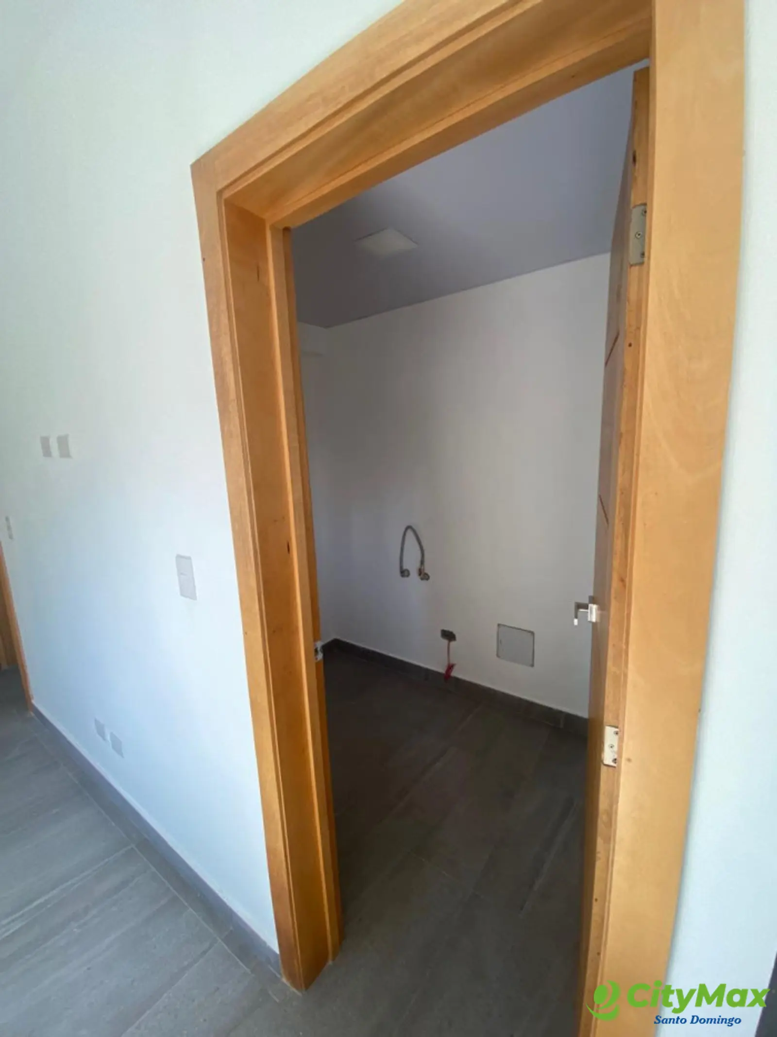 Apartamento en alquiler con terraza privada en el Naco - foto 6