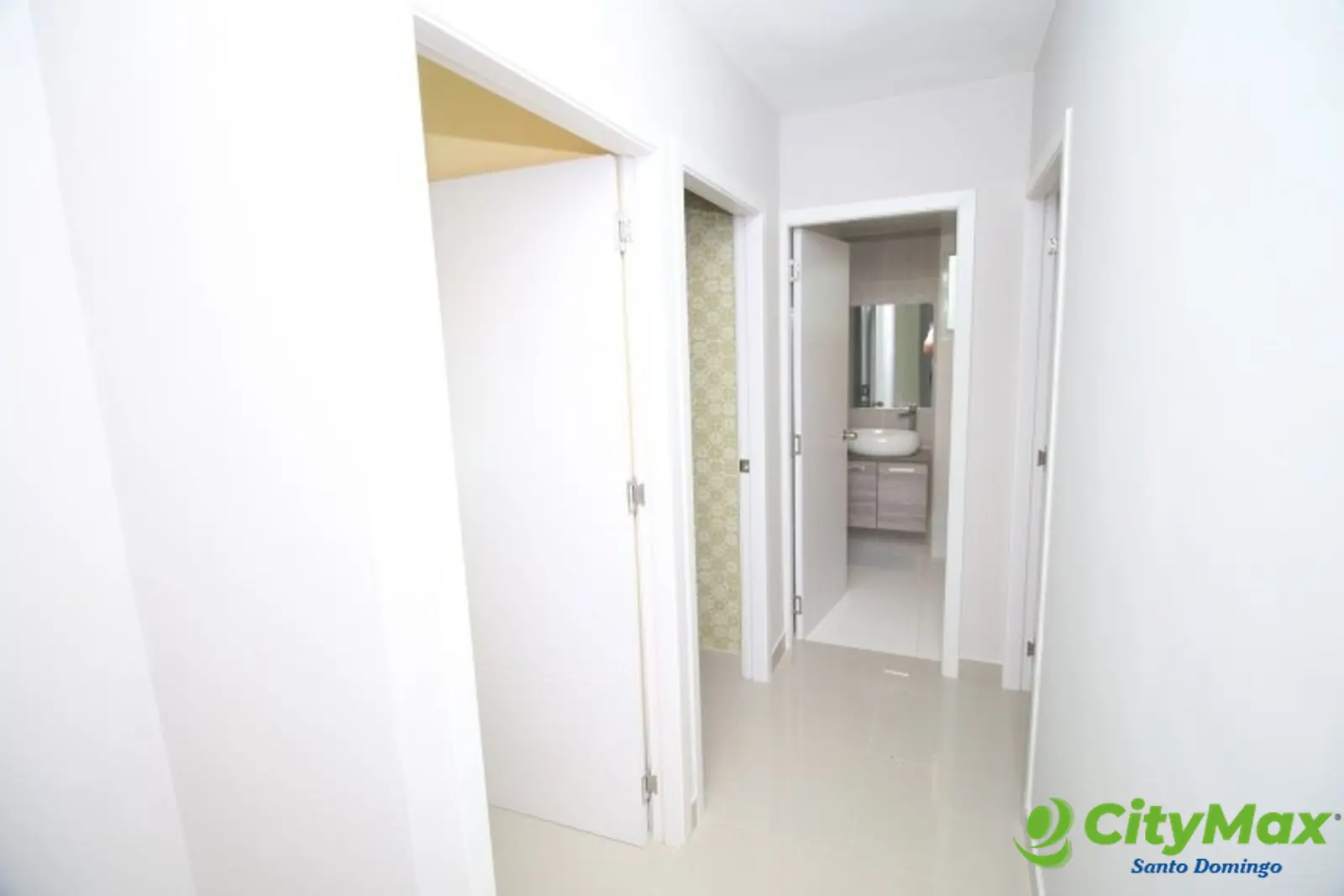 Apartamento en venta Nuevo en la Jacobo Majluta  - foto 8