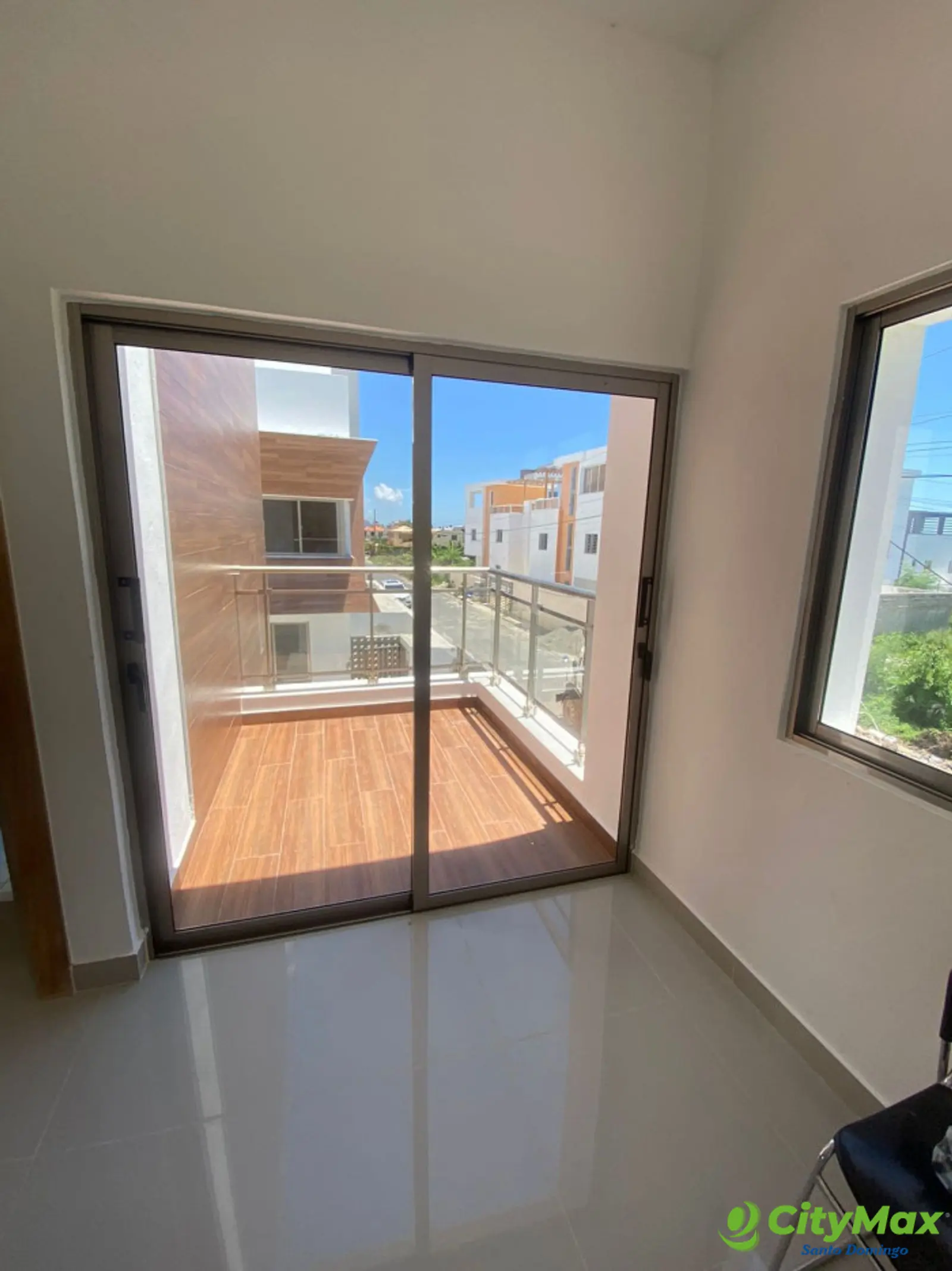 Casa en venta en Prado Oriental de 3 habitaciónes  - foto 4