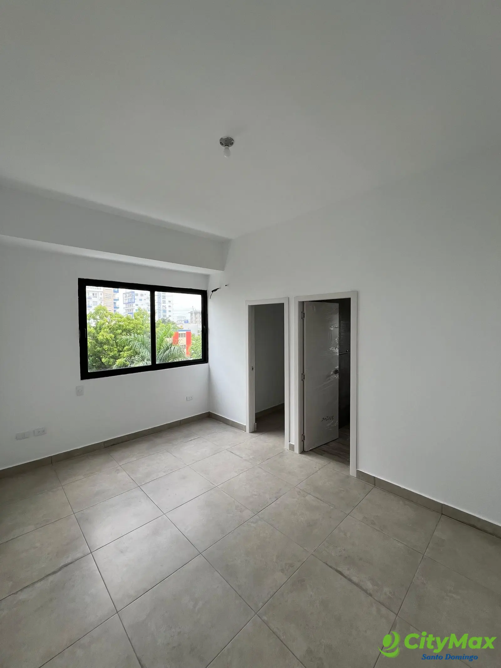 Apartamento en Venta Torre de Lujo Ensanche Naco 2 hab - foto 2