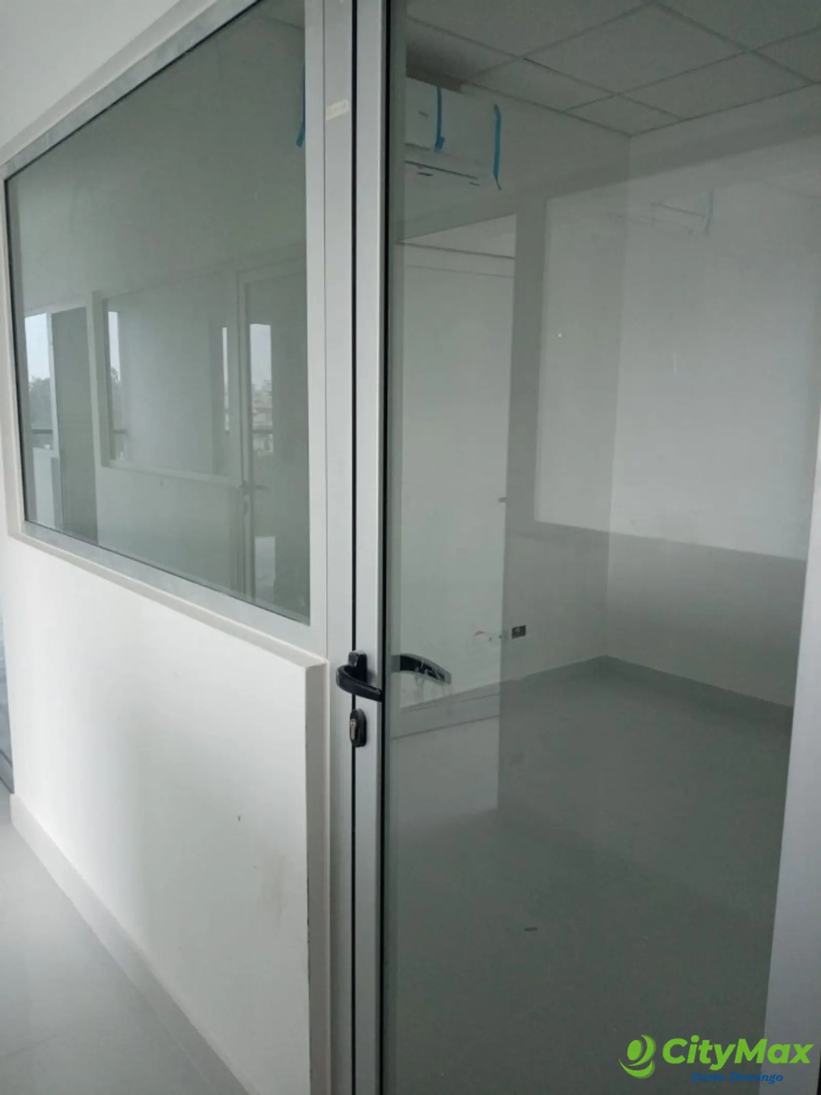 Oficina en Alquiler Todo Incluido en Los Prados - foto 5