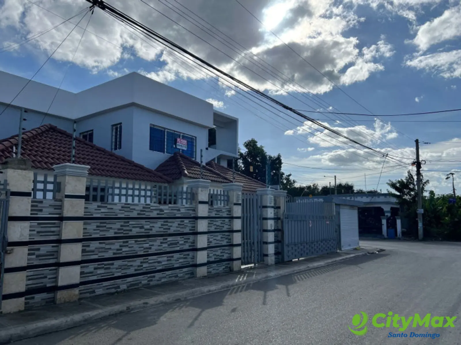 En venta casa de oportunidad en santiago - foto 2