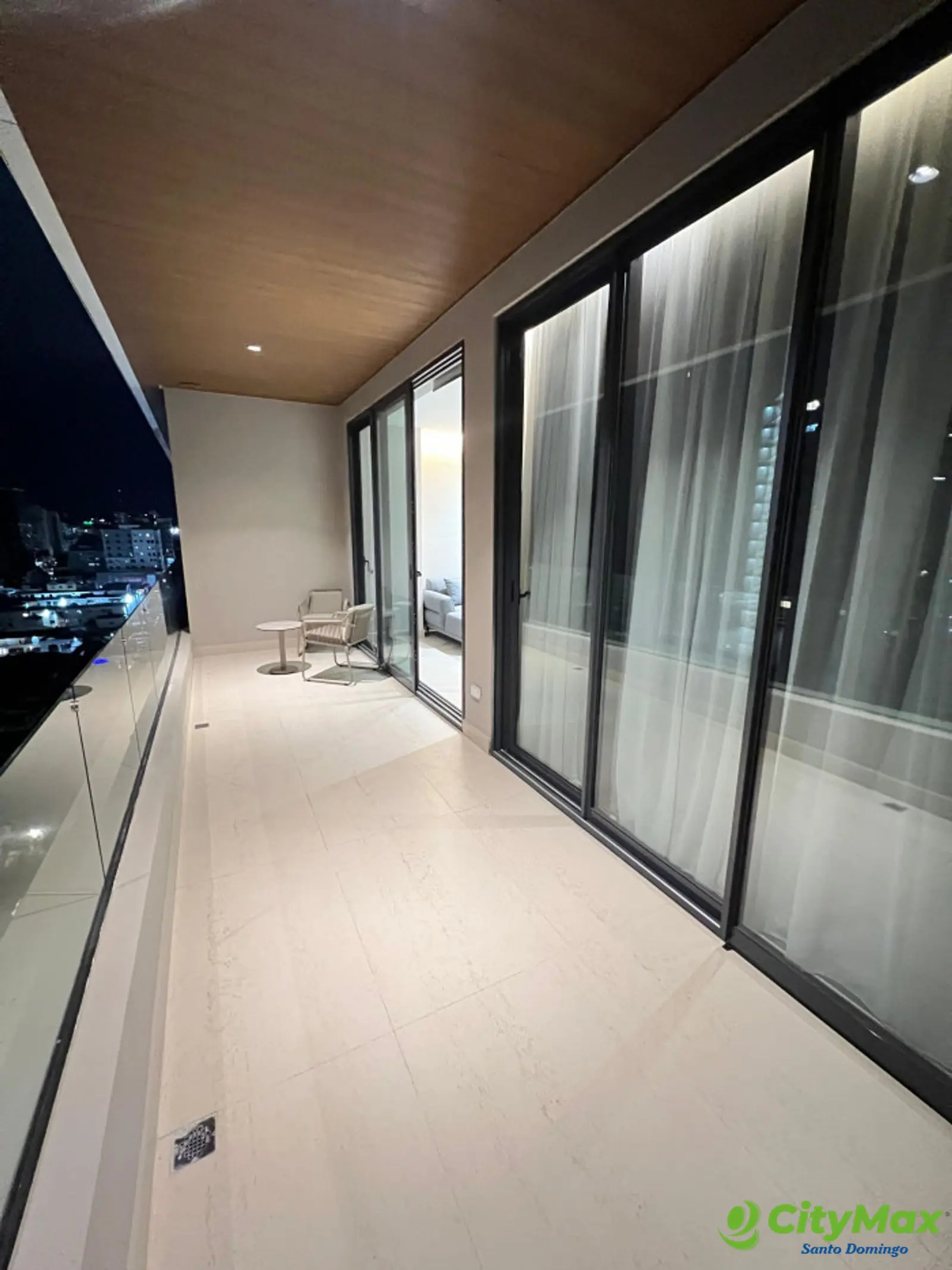 Apartamento amueblado en Venta en Piantini en blue mall - foto 5