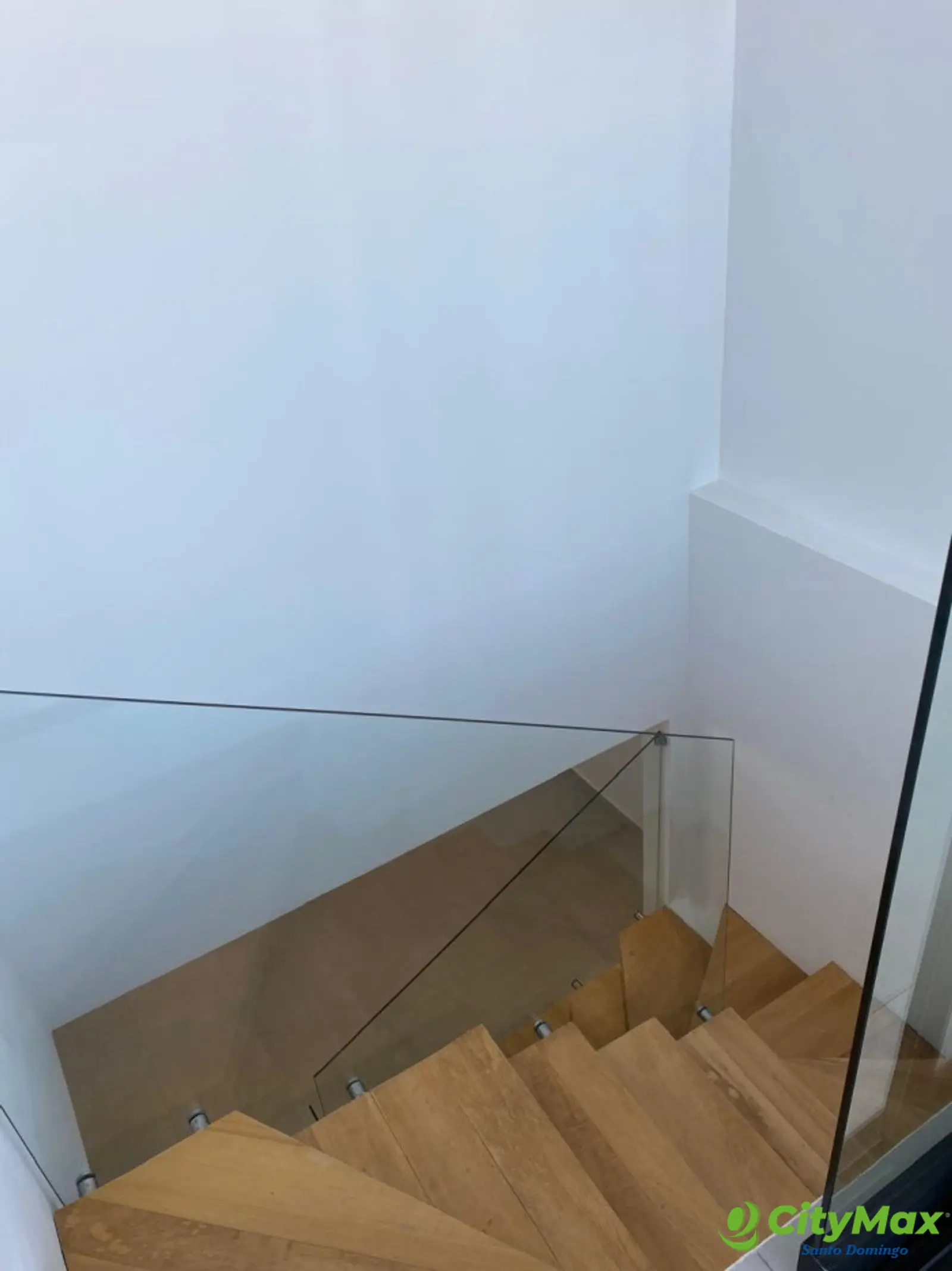 Penthouse Nuevo Amueblado en Venta en Evaristo Morales - foto 21