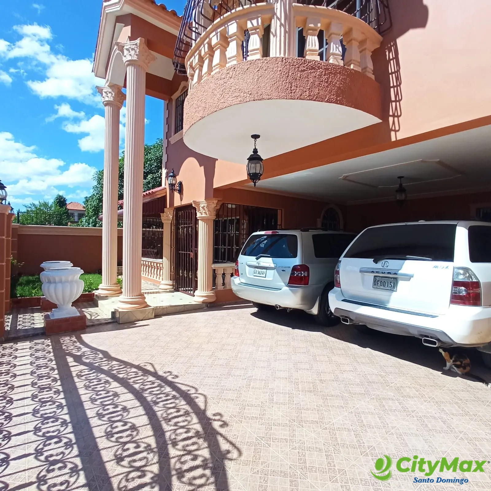 Casa en venta en Prado Oriental Santo Domingo Este - foto 2
