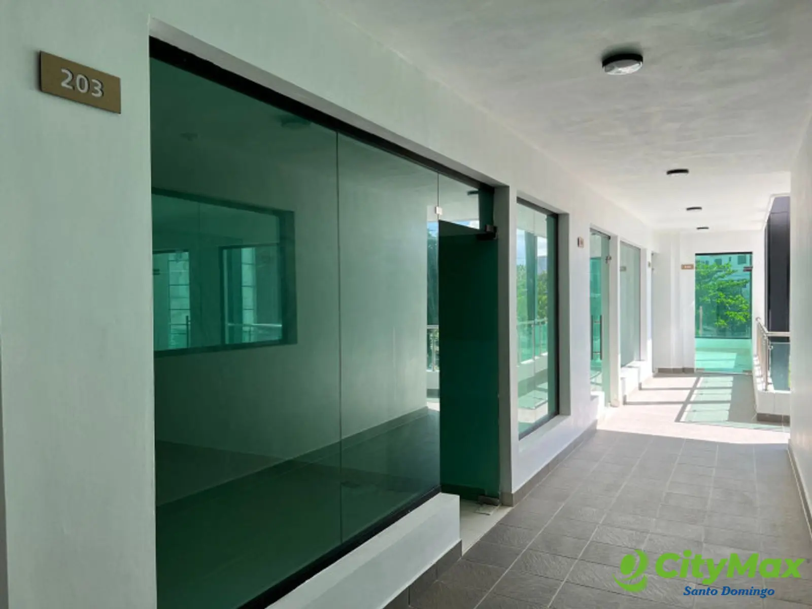 Local Comercial en Venta y Alquiler en Alma Rosa II - foto 7