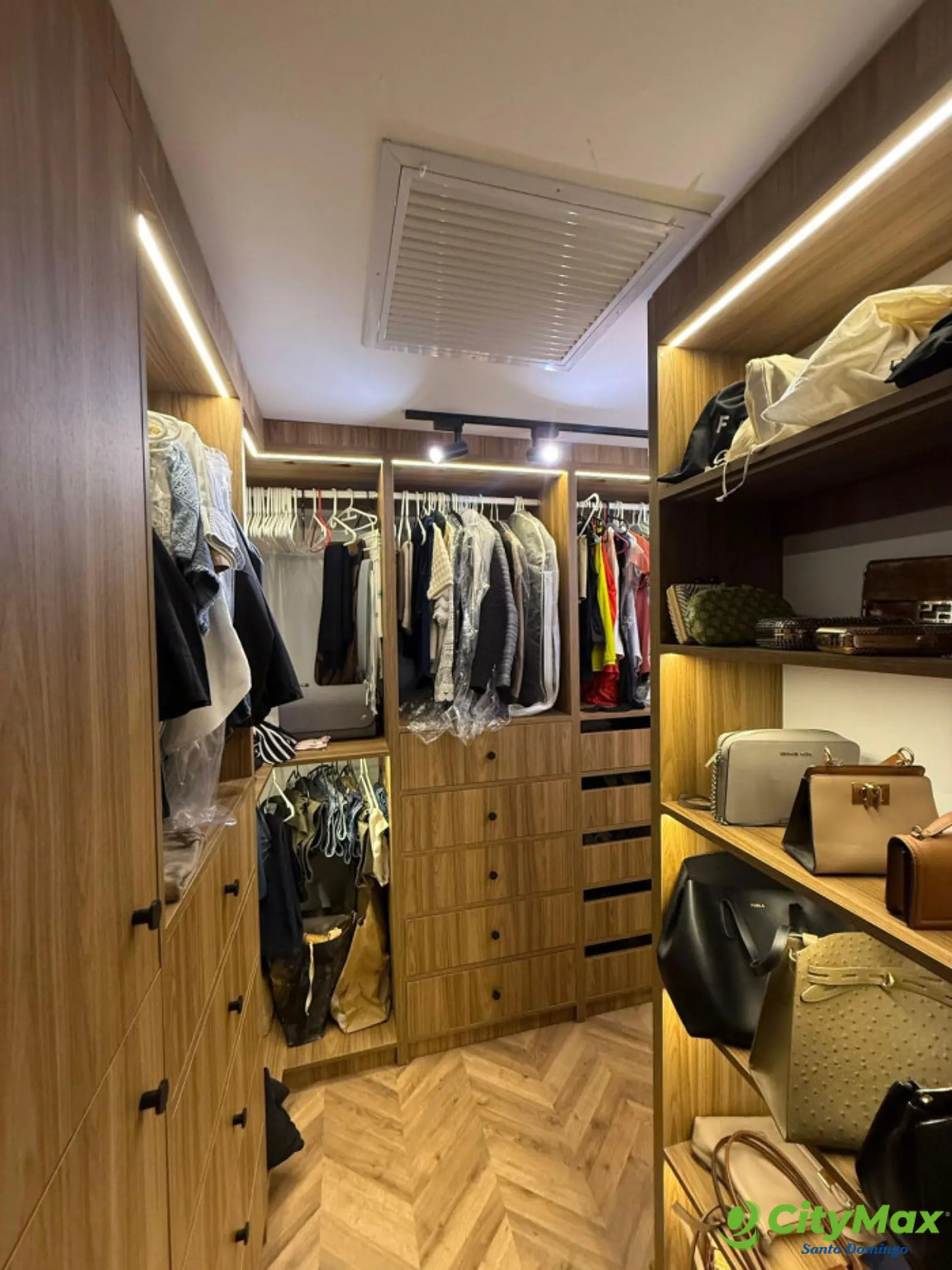 Apartamento en Venta en La Esperilla Vista al Mar - foto 8