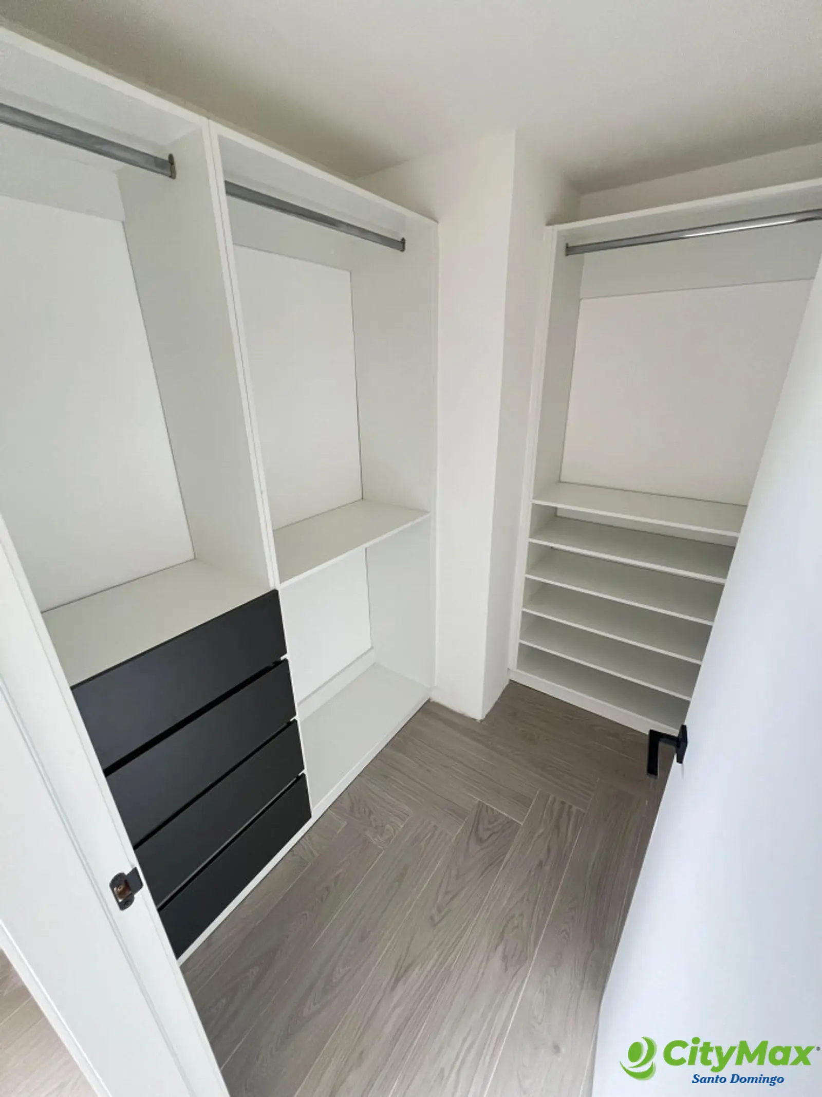 Apartamento con Linea Blanca en alquiler y Venta Naco - foto 8
