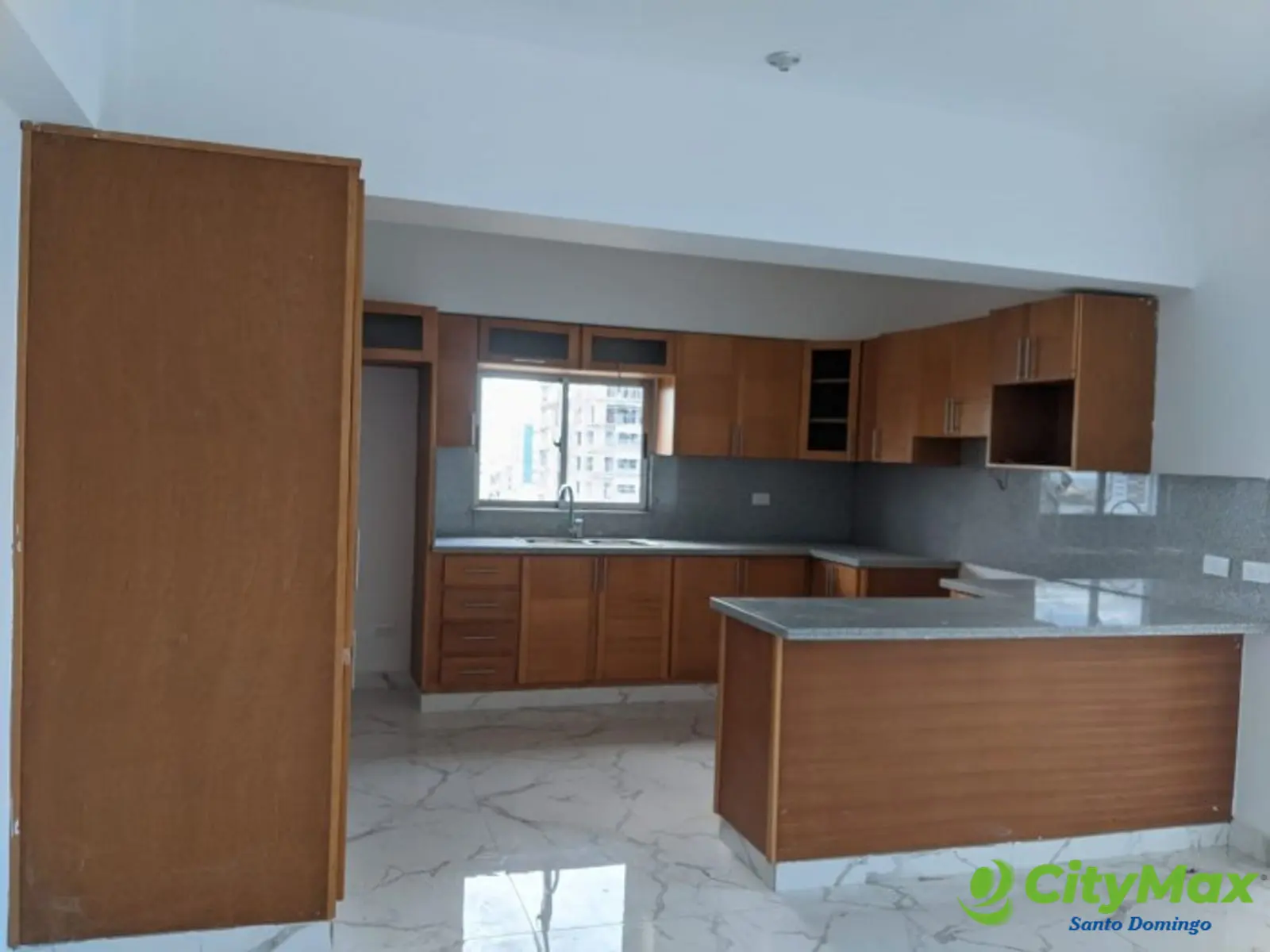  Vendo Lujoso PentHouse Listo en Alma Rosa 1ra. - foto 3