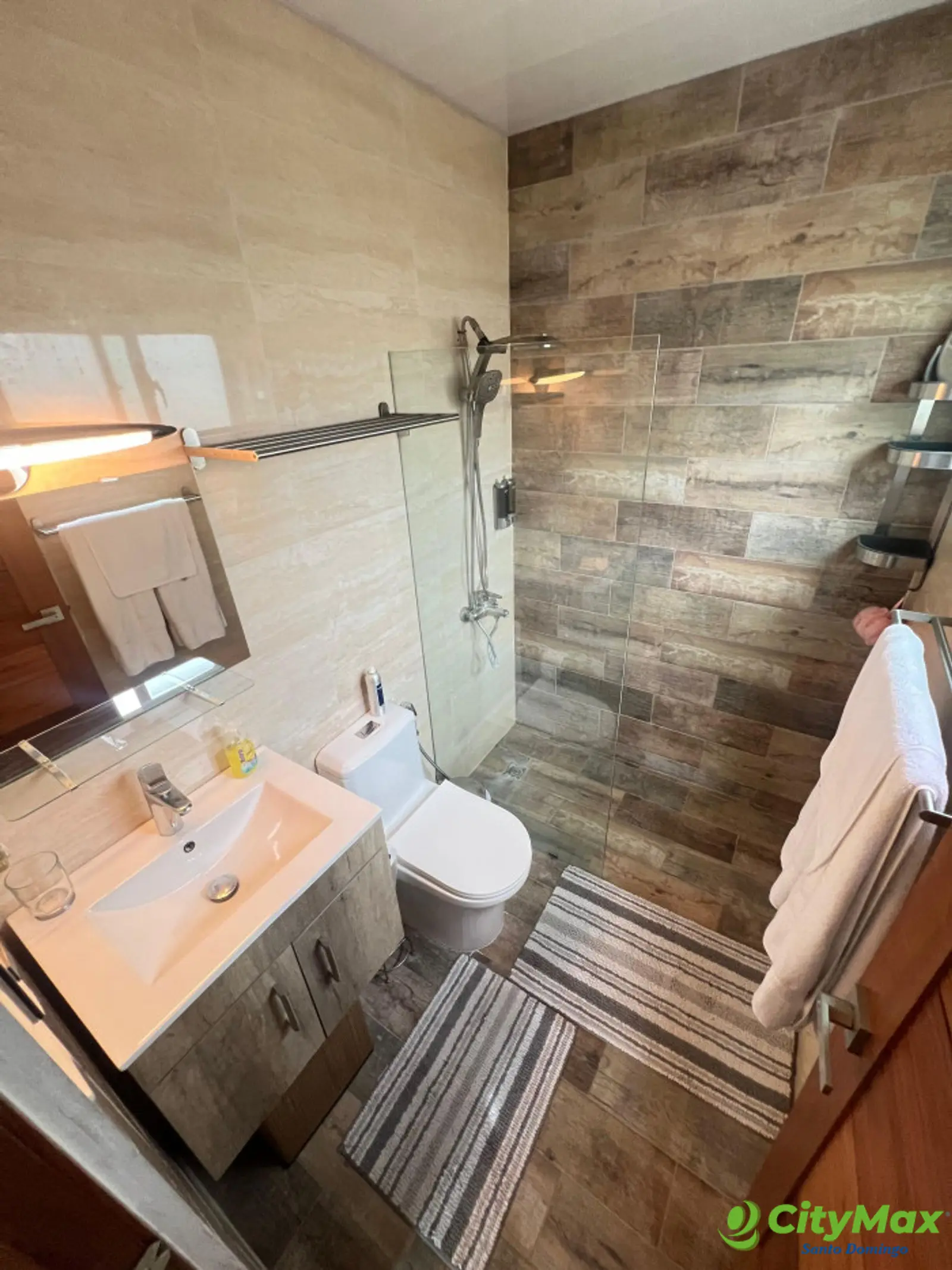 Apartamento amueblado en venta en Bella Vista - foto 18