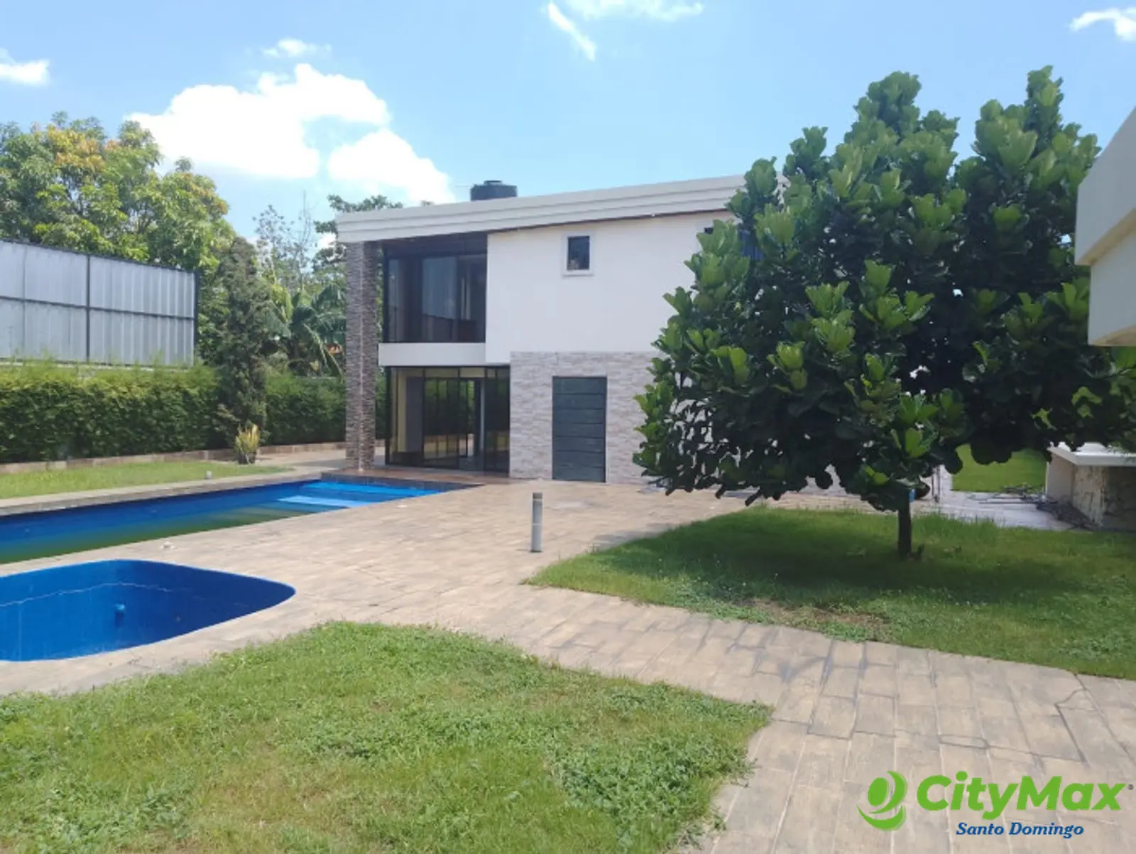 Casa en Venta con Piscina en Bonao - foto 13