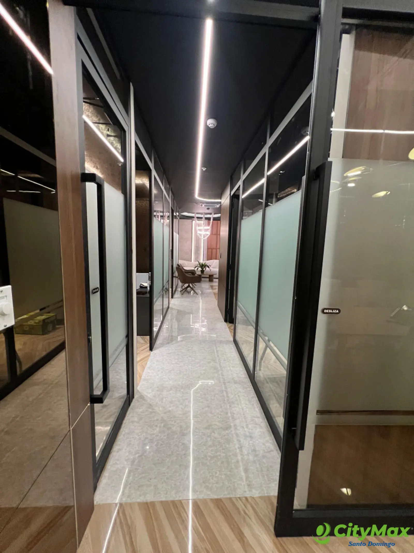 Local Comercial en Venta en Piantini Blue Mall - foto 8