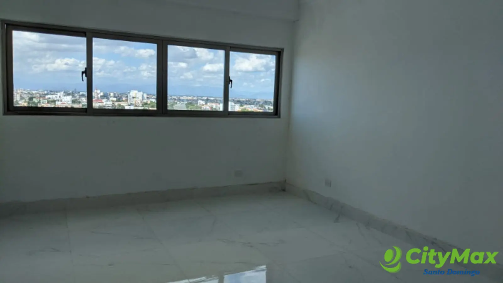 En venta PH Nuevo de 3 niveles en ALMA ROSA I - foto 4