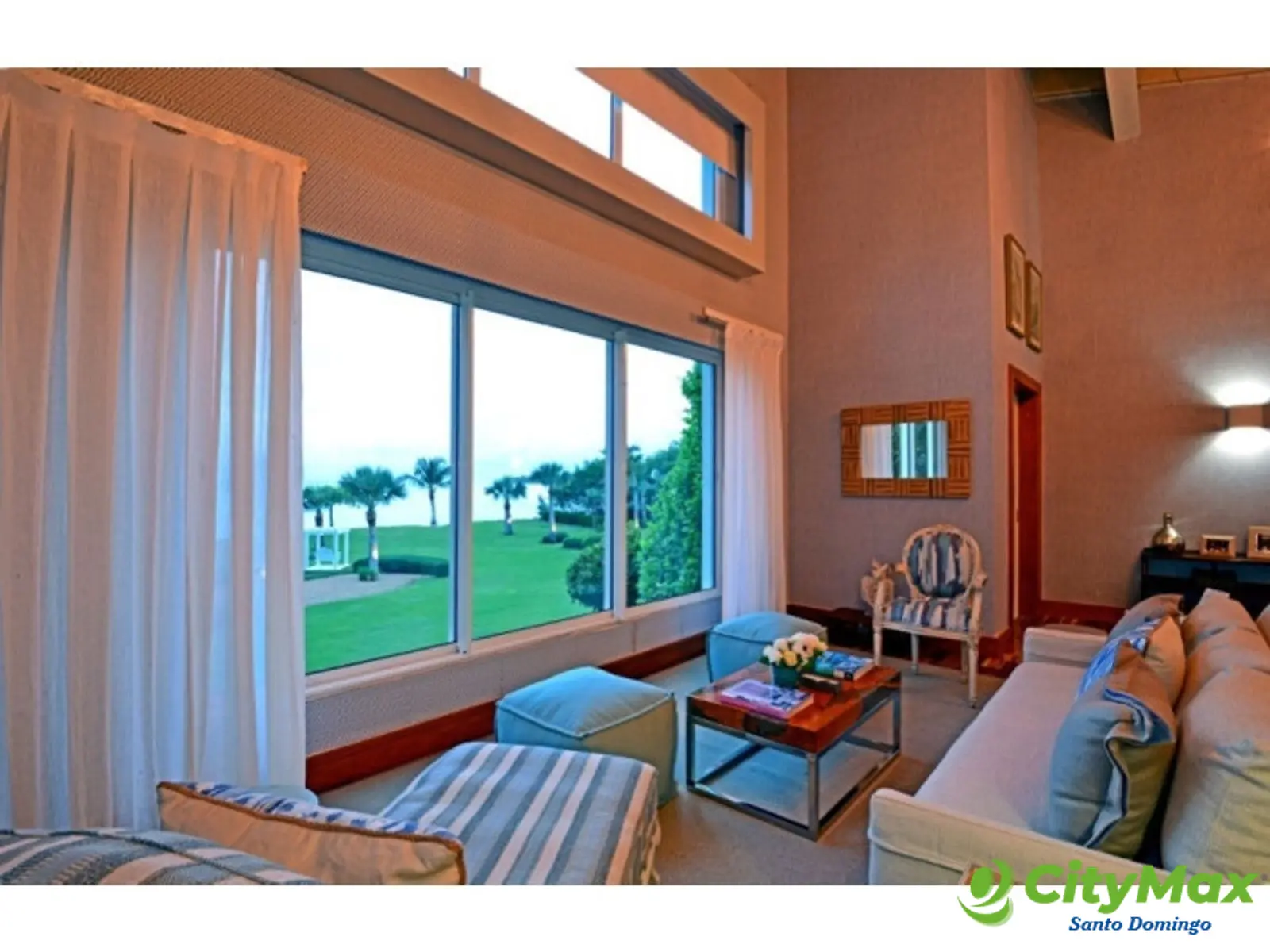 Se vende Villa con Playa privada en Juanillo Cap Cana.  - foto 10